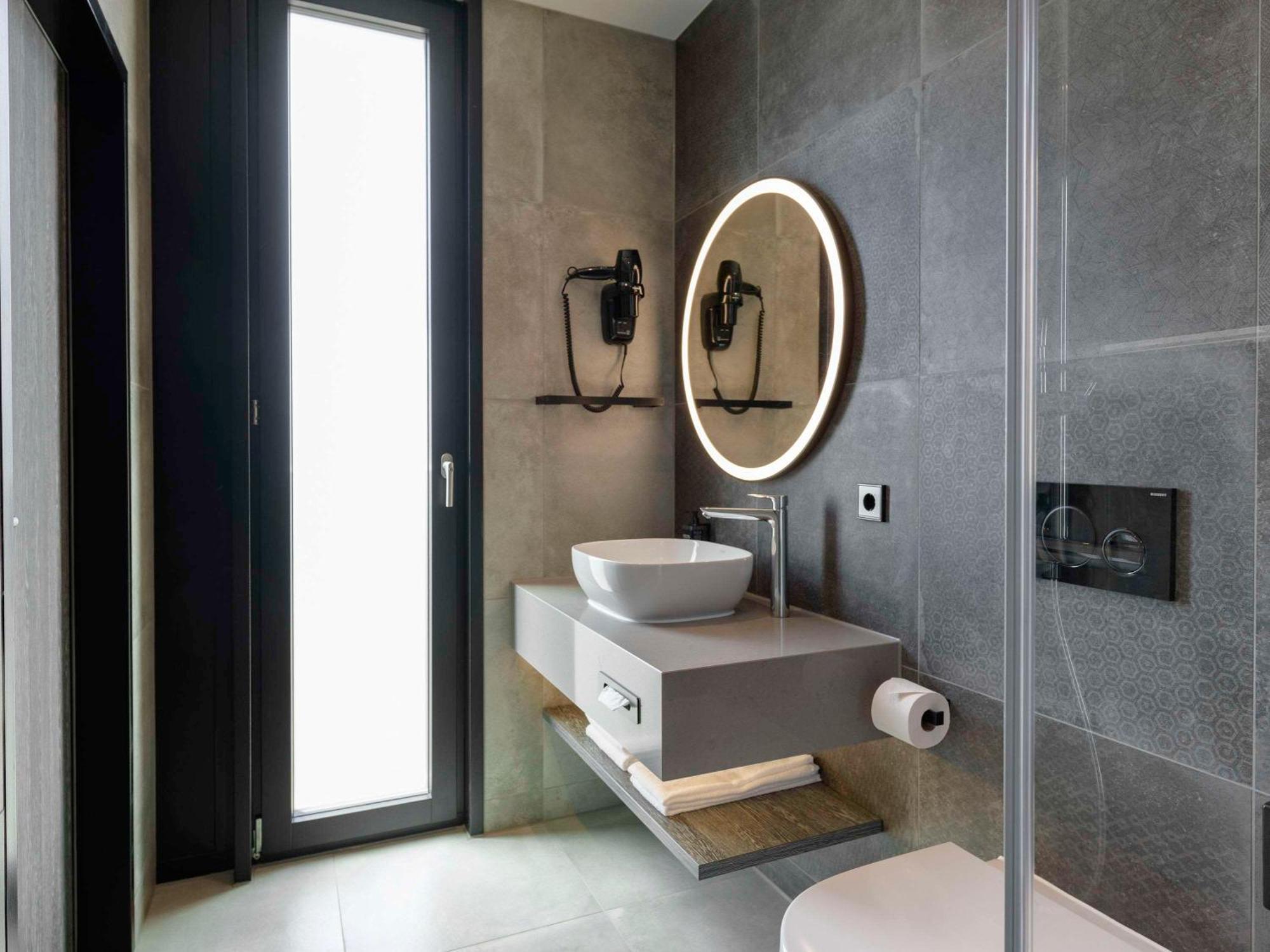 Ibis Styles Friedrichshafen Hotel ภายนอก รูปภาพ